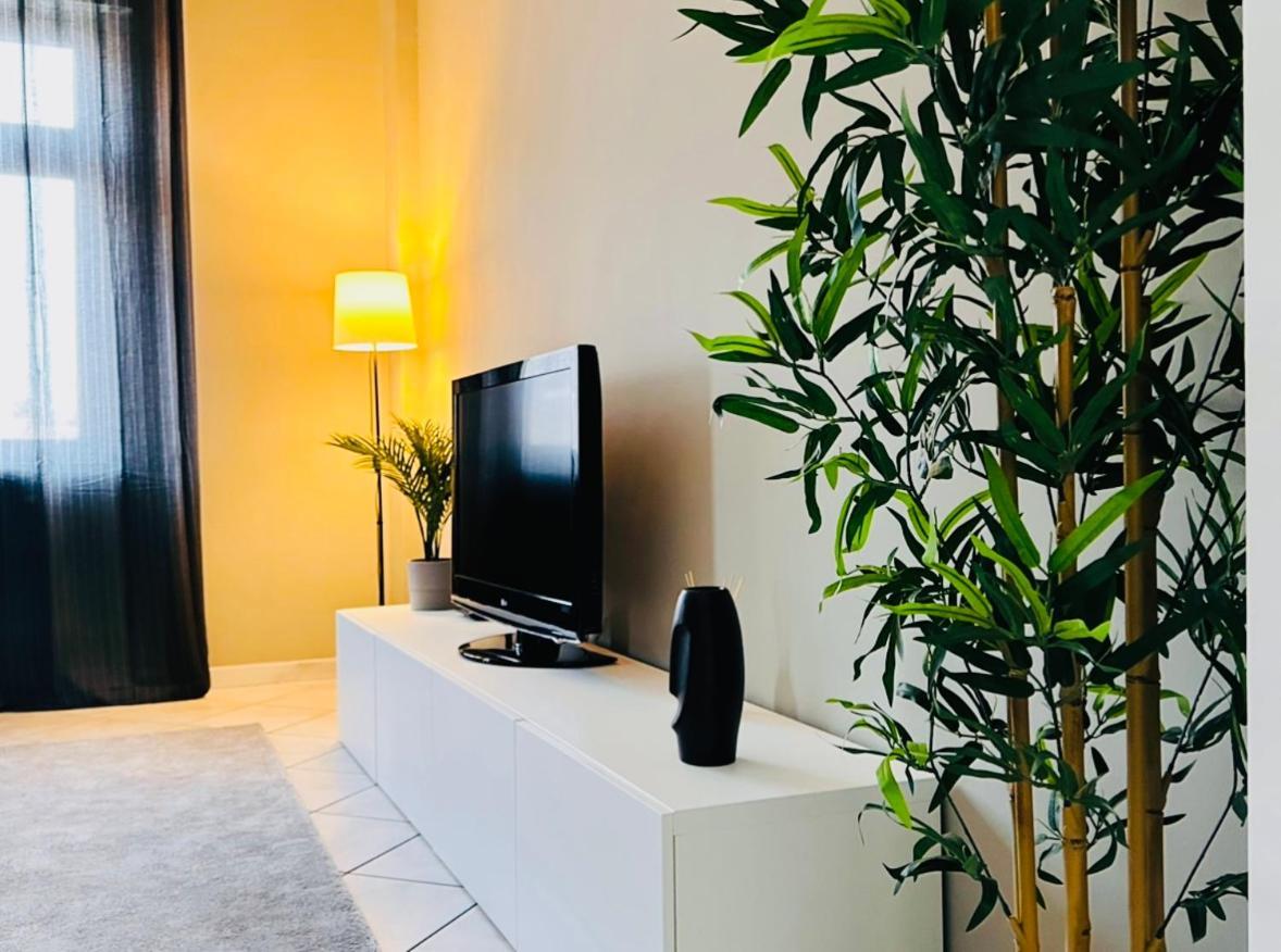 Gablar House Lägenhet Alba  Exteriör bild